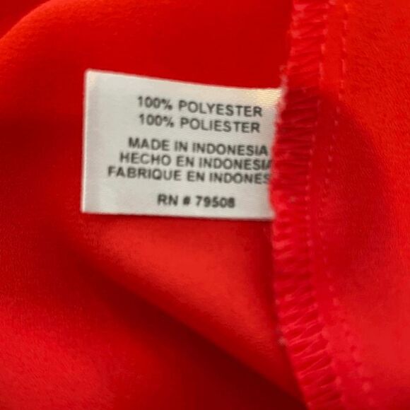 Violet + Claire Bell Sleeve Blouse Red Flowy V-Neck Notch Collar Grommet Detail - Picture 8 of 8